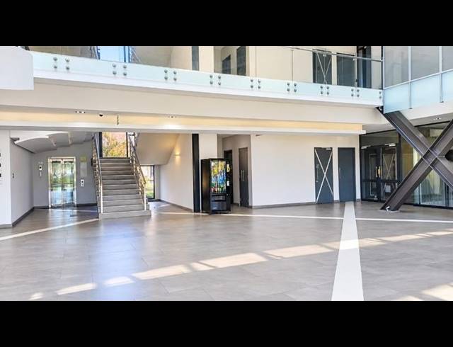 BUSINESS PROPERTY TO RENT IN CLEARWATER ESTATE